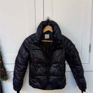 Cozy Black Kids Puffer Jacket